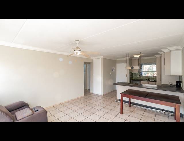 3 BEDROOM APARTMENT FOR SALE IN WELTEVREDEN PARK
